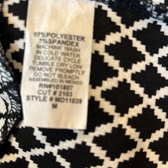 ESPRESSO Argyle Diamond Geometric Fitted Bodycon Dress Size Medium Stretch Knit - Picture 7 of 8